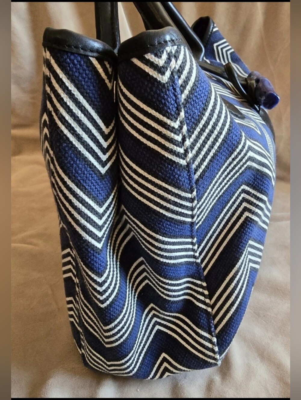 *RARE* LONGCHAMP Canvas Chevron Horse Logo Hand Tote Bag Toggle Button Open Top - Picture 6 of 16